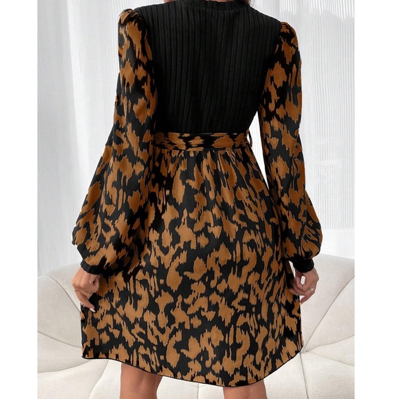 Maternity leopard Print Belted Long sleeve Dress - Picture 6 of 6